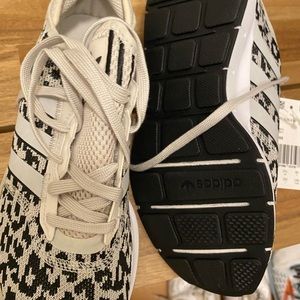 Adidas run swift unworn with tags. Black and white leopard print.size 8